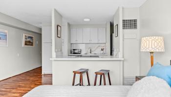 Discovery Bay condo # 1320, Honolulu, Hawaii - photo 4 of 15