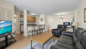 Discovery Bay condo # 1817, Honolulu, Hawaii - photo 3 of 16