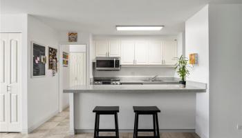 Discovery Bay condo # 2508, Honolulu, Hawaii - photo 2 of 17