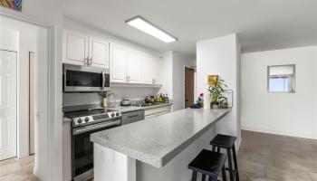 Discovery Bay condo # 2508, Honolulu, Hawaii - photo 3 of 17