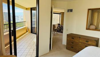 Discovery Bay condo # 2816, Honolulu, Hawaii - photo 6 of 13