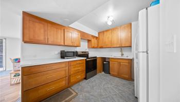 Pomaikai condo # 10A, Honolulu, Hawaii - photo 3 of 17