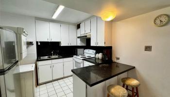 Pomaikai condo # 9B, Honolulu, Hawaii - photo 3 of 13