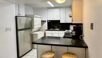 Pomaikai condo # 9B, Honolulu, Hawaii - photo 4 of 13