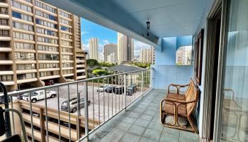Pomaikai condo # 9B, Honolulu, Hawaii - photo 5 of 13