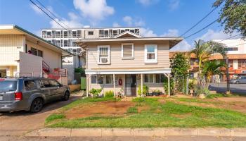 1812 Algaroba St Honolulu - Multi-family - photo 2 of 8