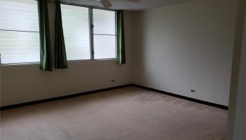 1812 Puowaina Dr Honolulu - Rental - photo 3 of 15