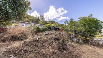 1818  Manaiki Place Kalihi Valley, Honolulu home - photo 5 of 13