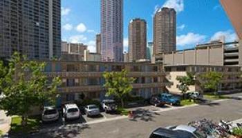Hawaiiana Gardens condo # 203, Honolulu, Hawaii - photo 2 of 14 Hawaiiana Gardens condo # 203, Honolulu, Hawaii - photo 2 of 14