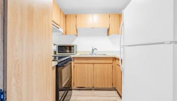 1820 Waiola St Honolulu - Rental - photo 2 of 17