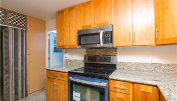 1822A Kaikunane Loop Apt A Kamehameha Heights, Honolulu home - photo 2 of 10 1822A Kaikunane Loop Apt A Kamehameha Heights, Honolulu home - photo 2 of 10