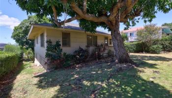 1827  Waihee Street Kamehameha Heights, Honolulu home - photo 6 of 22