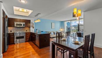 Allure Waikiki condo # 2209, Honolulu, Hawaii - photo 3 of 25