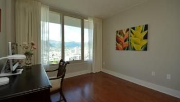 Allure Waikiki condo #2211, Honolulu, Hawaii - photo 4 of 11