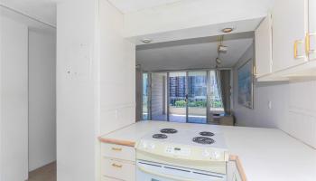 Summer Palace condo # 1004, Honolulu, Hawaii - photo 4 of 25