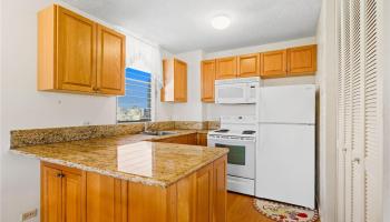 Summer Palace condo # 2208, Honolulu, Hawaii - photo 5 of 16