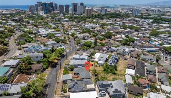 1848  Puowaina Dr Punchbowl Area, Honolulu home - photo 2 of 18