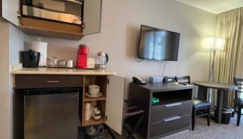 Palms At Waikiki condo # 317, Honolulu, Hawaii - photo 4 of 20