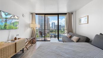 Palms At Waikiki condo # 911, Honolulu, Hawaii - photo 2 of 24