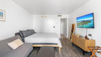 Palms At Waikiki condo # 911, Honolulu, Hawaii - photo 3 of 24