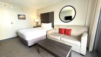 Palms At Waikiki condo # 915, Honolulu, Hawaii - photo 4 of 24