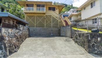 1859 10th Ave Palolo, Diamond Head home - photo 1 of 20 1859 10th Ave Palolo, Diamond Head home - photo 1 of 20