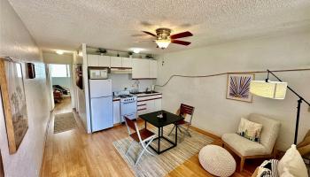 Kaioo Terrace condo # 404, Honolulu, Hawaii - photo 2 of 21