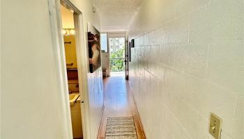 Kaioo Terrace condo # 404, Honolulu, Hawaii - photo 5 of 21