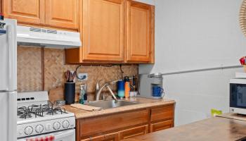 Kaioo Terrace condo # 104, Honolulu, Hawaii - photo 5 of 24