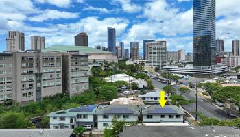 1867  Kapiolani Blvd Mccully, Honolulu home - photo 4 of 25