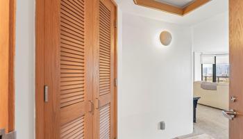 Waikiki Landmark condo # 1103, Honolulu, Hawaii - photo 5 of 16