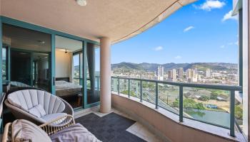 Waikiki Landmark condo # 1701, Honolulu, Hawaii - photo 6 of 24