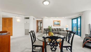 Waikiki Landmark condo # 2502, Honolulu, Hawaii - photo 2 of 25