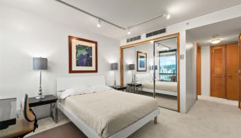 Waikiki Landmark condo # 2502, Honolulu, Hawaii - photo 6 of 25