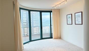 1888 Kalakaua Ave Honolulu - Rental - photo 2 of 8