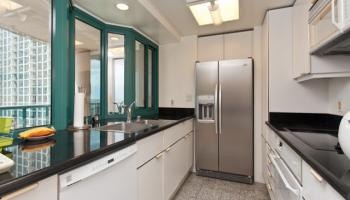 Waikiki Landmark condo #MAKAI 2305, Honolulu, Hawaii - photo 4 of 10