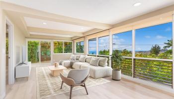 1898  Iwi Way Maunalani Heights, Diamond Head home - photo 2 of 25