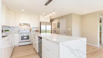 1898  Iwi Way Maunalani Heights, Diamond Head home - photo 5 of 25