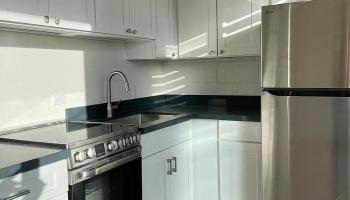 1906 Fern Street Honolulu - Rental - photo 2 of 6