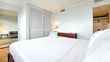 Royal Aloha condo # 1103, Honolulu, Hawaii - photo 4 of 18