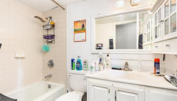 Royal Aloha condo # 410, Honolulu, Hawaii - photo 6 of 14