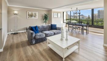 Canterbury Pl condo # 10B, Honolulu, Hawaii - photo 4 of 23