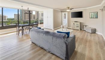 Canterbury Pl condo # 10B, Honolulu, Hawaii - photo 6 of 23