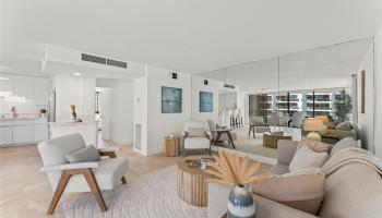 Canterbury Pl condo # 16A, Honolulu, Hawaii - photo 6 of 22