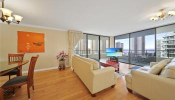 Canterbury Pl condo # 18A, Honolulu, Hawaii - photo 5 of 24