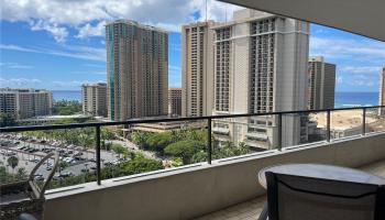 Canterbury Pl condo # 18B, Honolulu, Hawaii - photo 2 of 13