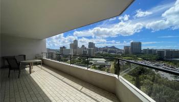 Canterbury Pl condo # 18B, Honolulu, Hawaii - photo 3 of 13