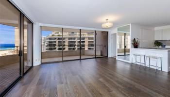 Canterbury Pl condo # 19A, Honolulu, Hawaii - photo 4 of 25