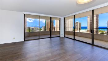 Canterbury Pl condo # 19A, Honolulu, Hawaii - photo 5 of 25