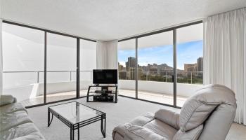 Canterbury Pl condo # 19D, Honolulu, Hawaii - photo 1 of 12